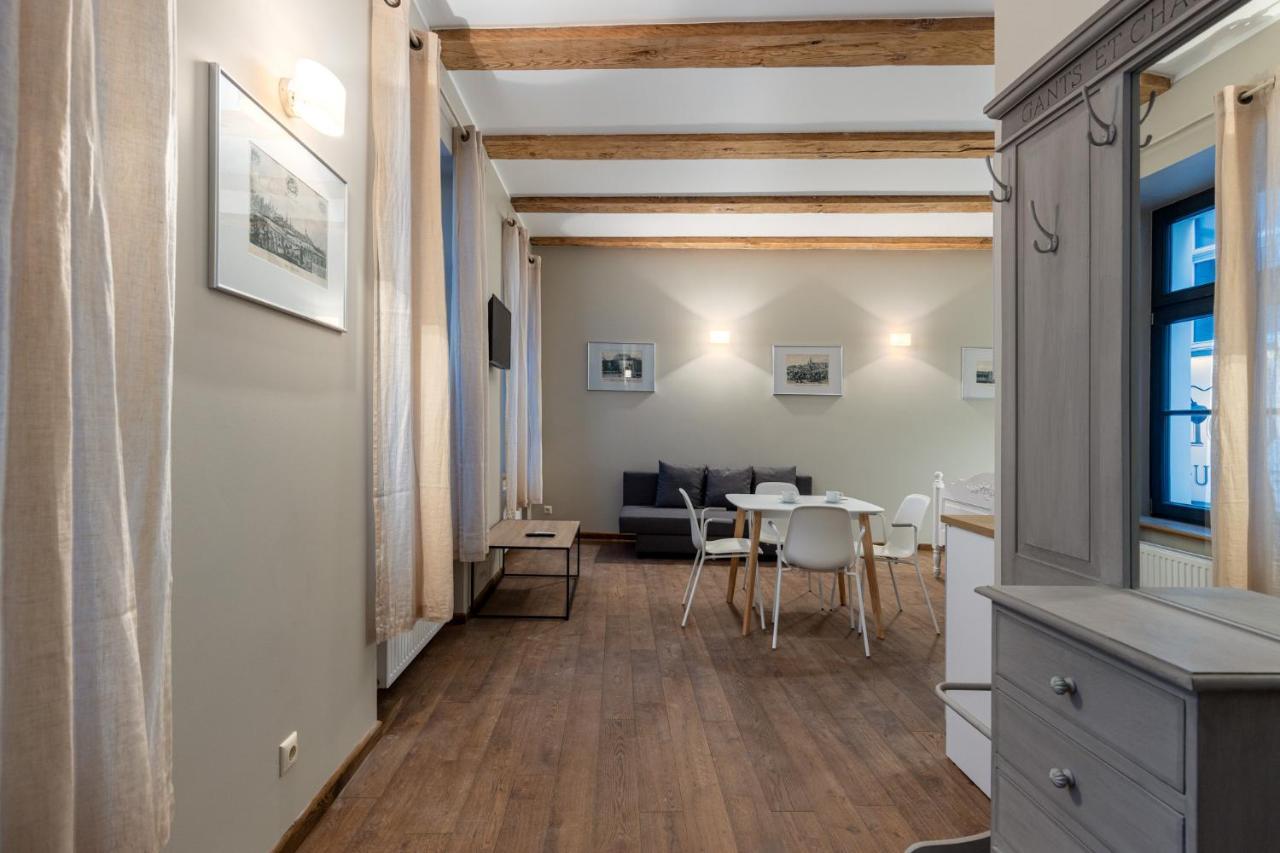 Enjoy Old Town Vibes In 1716 Laipu Residence With 4 Stylish Apartments And 1 Penthouse Рига Экстерьер фото