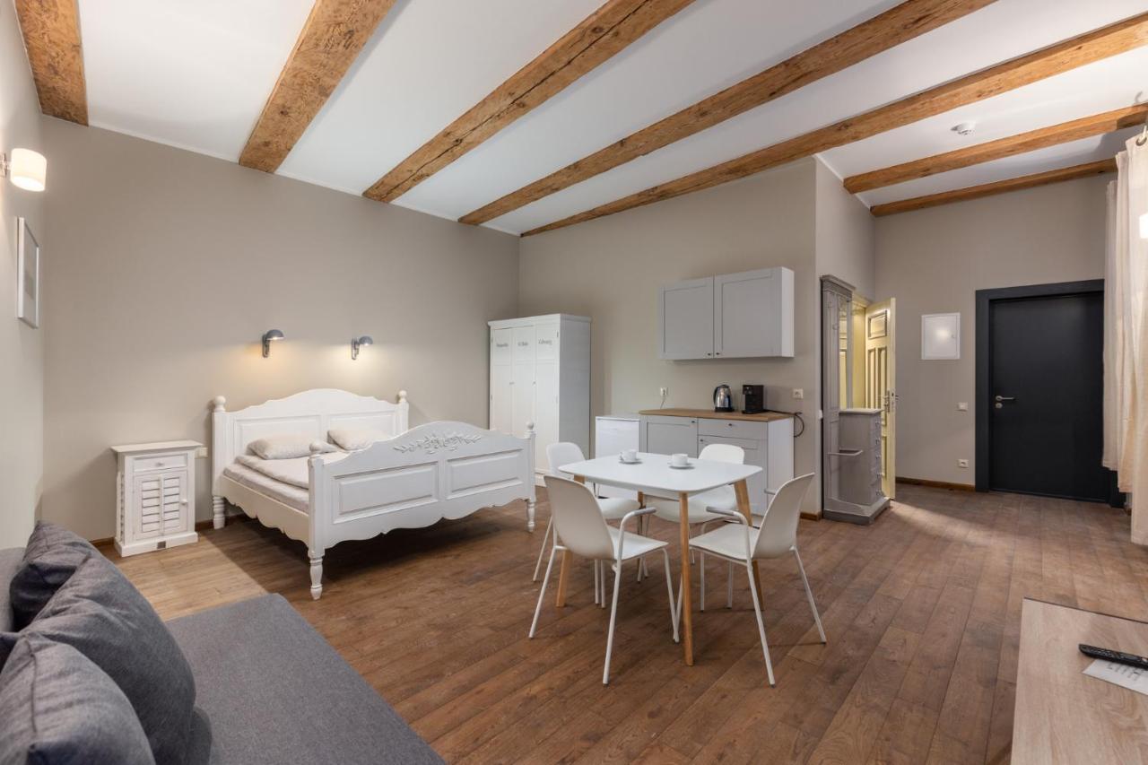 Enjoy Old Town Vibes In 1716 Laipu Residence With 4 Stylish Apartments And 1 Penthouse Рига Экстерьер фото