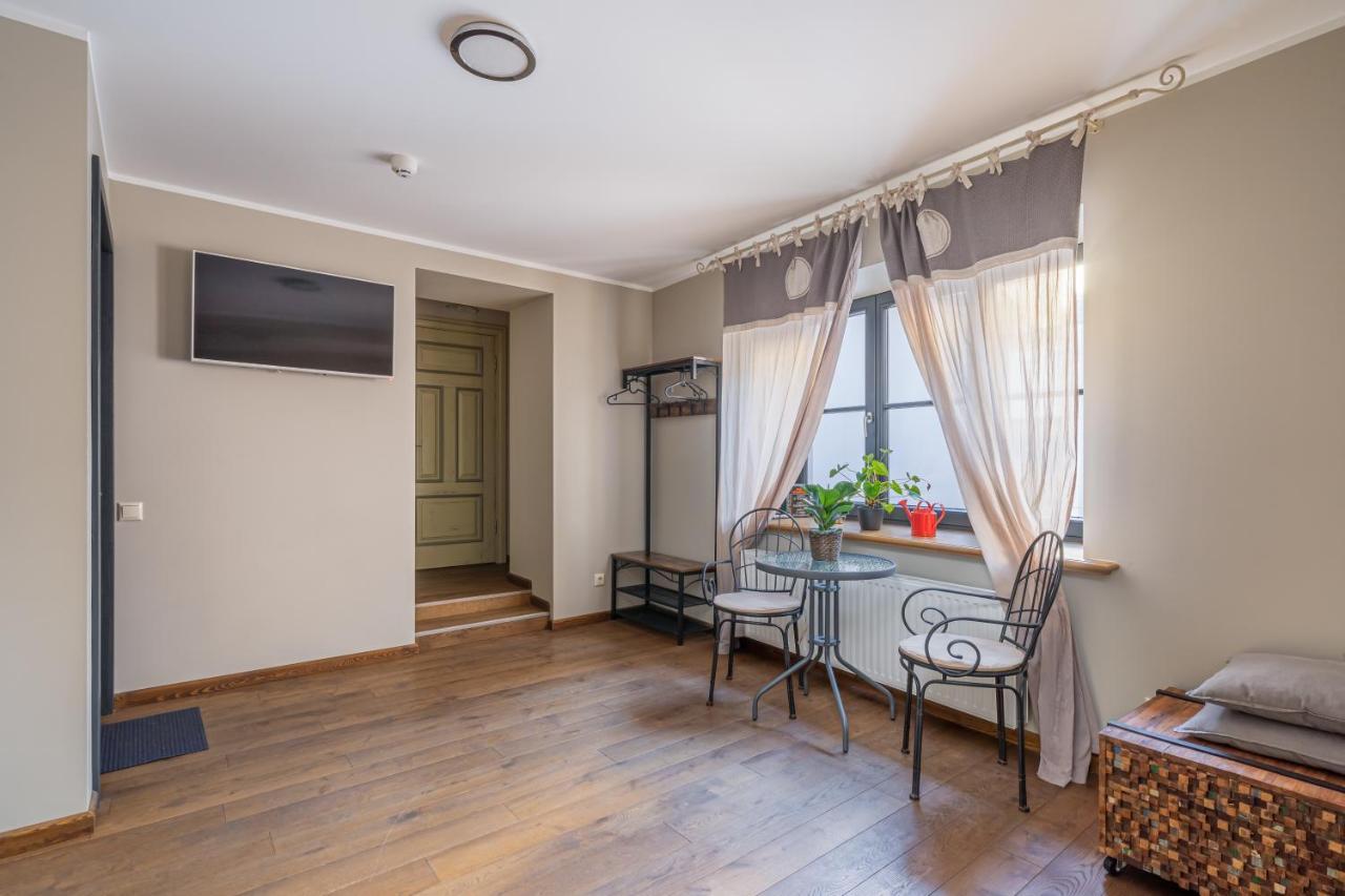 Enjoy Old Town Vibes In 1716 Laipu Residence With 4 Stylish Apartments And 1 Penthouse Рига Экстерьер фото