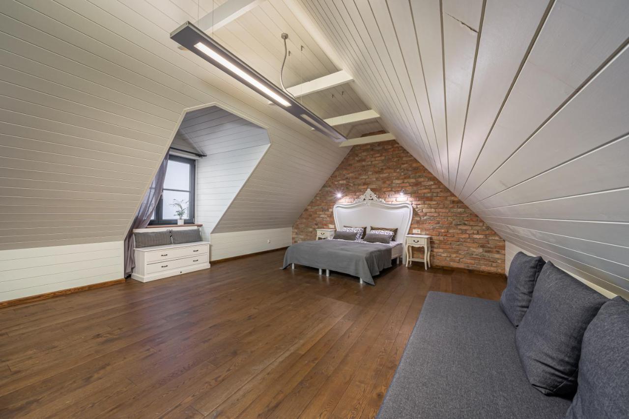 Enjoy Old Town Vibes In 1716 Laipu Residence With 4 Stylish Apartments And 1 Penthouse Рига Экстерьер фото