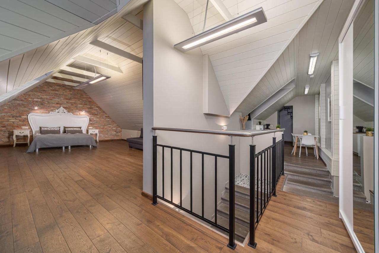 Enjoy Old Town Vibes In 1716 Laipu Residence With 4 Stylish Apartments And 1 Penthouse Рига Экстерьер фото